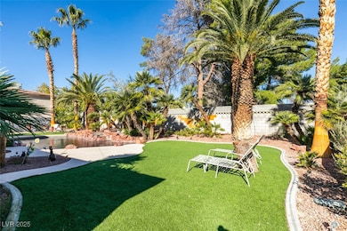 6308 Foxcroft Ave, Las Vegas, NV 89108 - photo 5