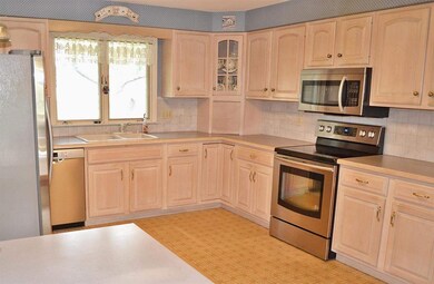 6630 Us Highway 31 N, Charlevoix, MI 49720 - photo 7