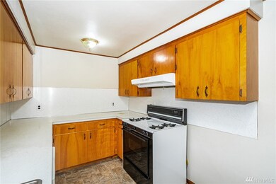 1907 SW Snively Ave, Chehalis, WA 98532 - photo 5