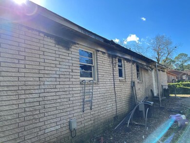 2017 W Waddell Ave, Albany, GA 31707 - photo 3