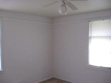 13759 34th Ave S, Tukwila, WA 98168 - photo 4