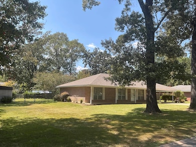 1204 Cypress St, Crossett, AR 71635 - photo 4