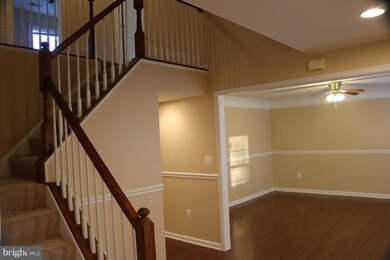 138 Martin Dr, Manassas Park, VA 20111 - photo 4