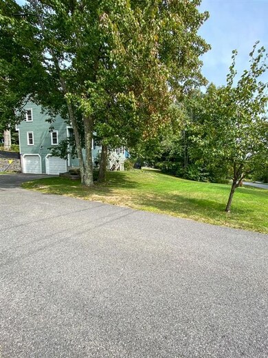 14 Lorri Rd, Derry, NH 03038 - photo 3