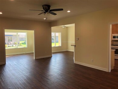 12758 N West Commons Ct, Mooresville, IN 46158 - photo 7