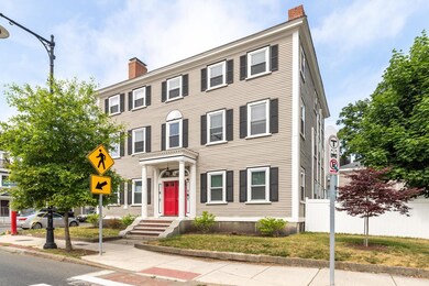 104 Bridge St unit 2, Salem, MA 01970 - photo 3