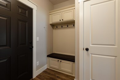 2607_7th_Ave_NW-9