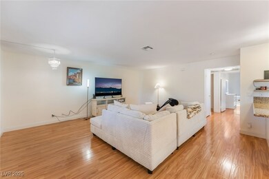 1305 Markwood Cir unit 102, Las Vegas, NV 89128 - photo 6
