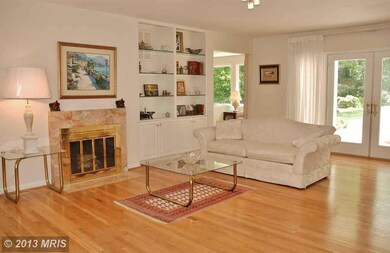 11909 Falls Rd, Potomac, MD 20854 - photo 3