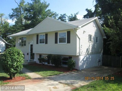 108 W Mill Ave, Capitol Heights, MD 20743 - photo 2
