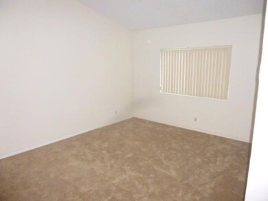 14811 Ararat St, Sylmar, CA 91342 - photo 7