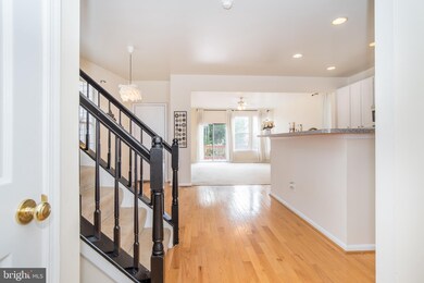 11992 Rayborn Creek Dr, Manassas, VA 20109 - photo 3