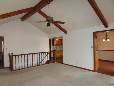 3807 SW Deer Trail Dr, Topeka, KS 66610 - photo 2