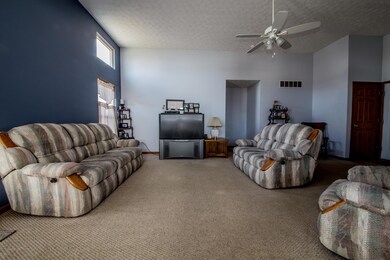 Family Room 1.jpg