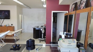 Salon