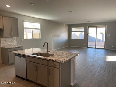 Lot 23 - Great Rm-Kitchen