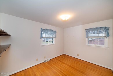 2304 Steeplechase Dr Jtown-2