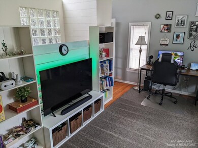 7890 Forest St, Dexter, MI 48130 - photo 5