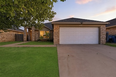 4712 Topaz Ln, Granbury, TX 76049 - photo 2