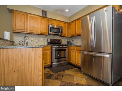 21 Heather Ct, Monmouth Junction, NJ 08852 - photo 5