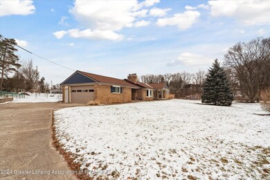 02-3910-Barton-Rd-Lansing-MI-48917-Windo