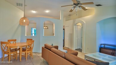 927 N Lake Lindley Dr-4