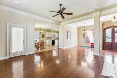1613 Pecan Crossing Ave, Zachary, LA 70791 - photo 5