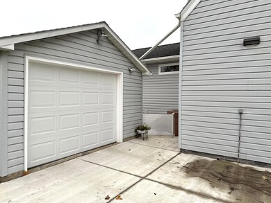 210 3rd St E, Morgan, MN 56266 - photo 6