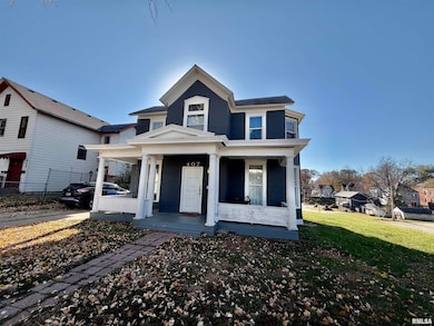407 E 14th St, Davenport, IA 52803 - photo 2