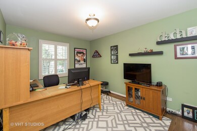 112 E Grantley Ave, Elmhurst, IL 60126 - photo 6