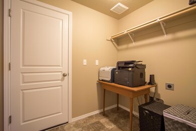 Clearwater - Laundry Room