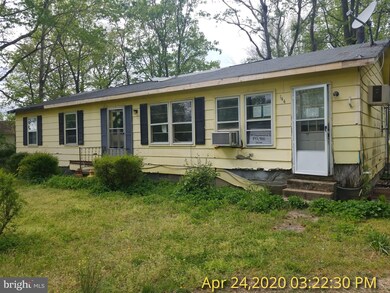 144 Rappahannock Rd, Colonial Beach, VA 22443 - photo 2