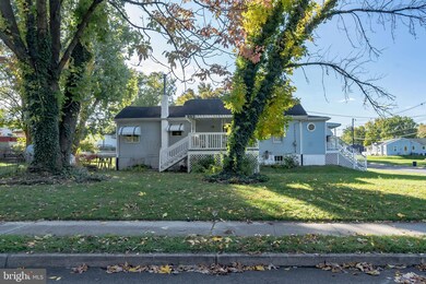 890 Crescent Ave, Runnemede, NJ 08078 - photo 4