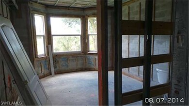 Master Bedroom - Bathroom