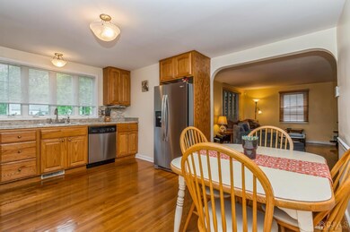 426 3rd St, Dunellen, NJ 08812 - photo 7