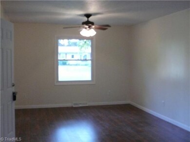 3035 Sharron Dr, Asheboro, NC 27205 - photo 3