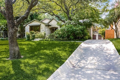 2425 Pickens St, Dallas, TX 75214 - photo 2