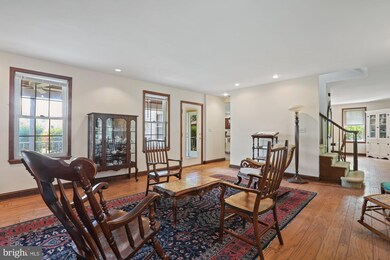 299 Dilworth Ln, Langhorne, PA 19047 - photo 6