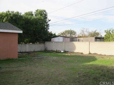 Area behind garage .. veggie garden?