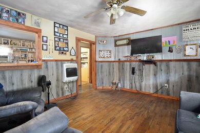 221 N Pitt St-3
