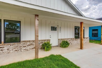 2221 Comet Trail, Granbury, TX 76048 - photo 5