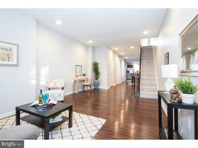 2228 Reed St, Philadelphia, PA 19146 - photo 2