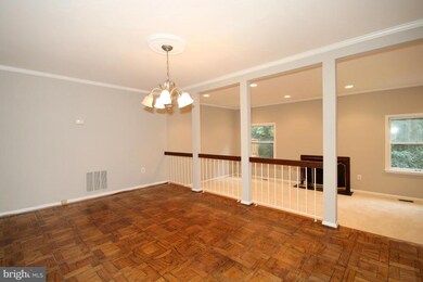 3086 Southern Elm Ct, Fairfax, VA 22031 - photo 6