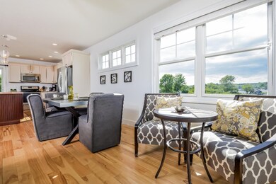 010-Dining_Room-2844526-large