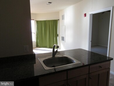 50 Regatta Bay Ct unit 211, Annapolis, MD 21401 - photo 5