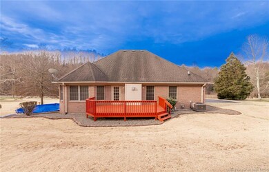 6440 Scottsville Rd, Floyds Knobs, IN 47119 - photo 7