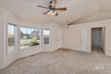 423 S Valley Dr, Nampa, ID 83686 - photo 3