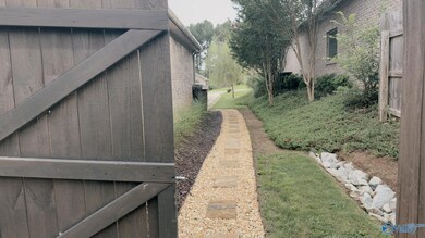 27545 Carrington Ct, Athens, AL 35613 - photo 4