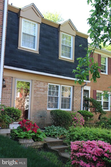 5751 Flagflower Place, Columbia, MD 21045 - photo 2