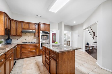 12311 New Hampton Dr, Tomball, TX 77377 - photo 6